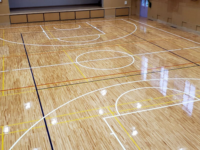 体育館の研磨樹脂塗装ライン引き